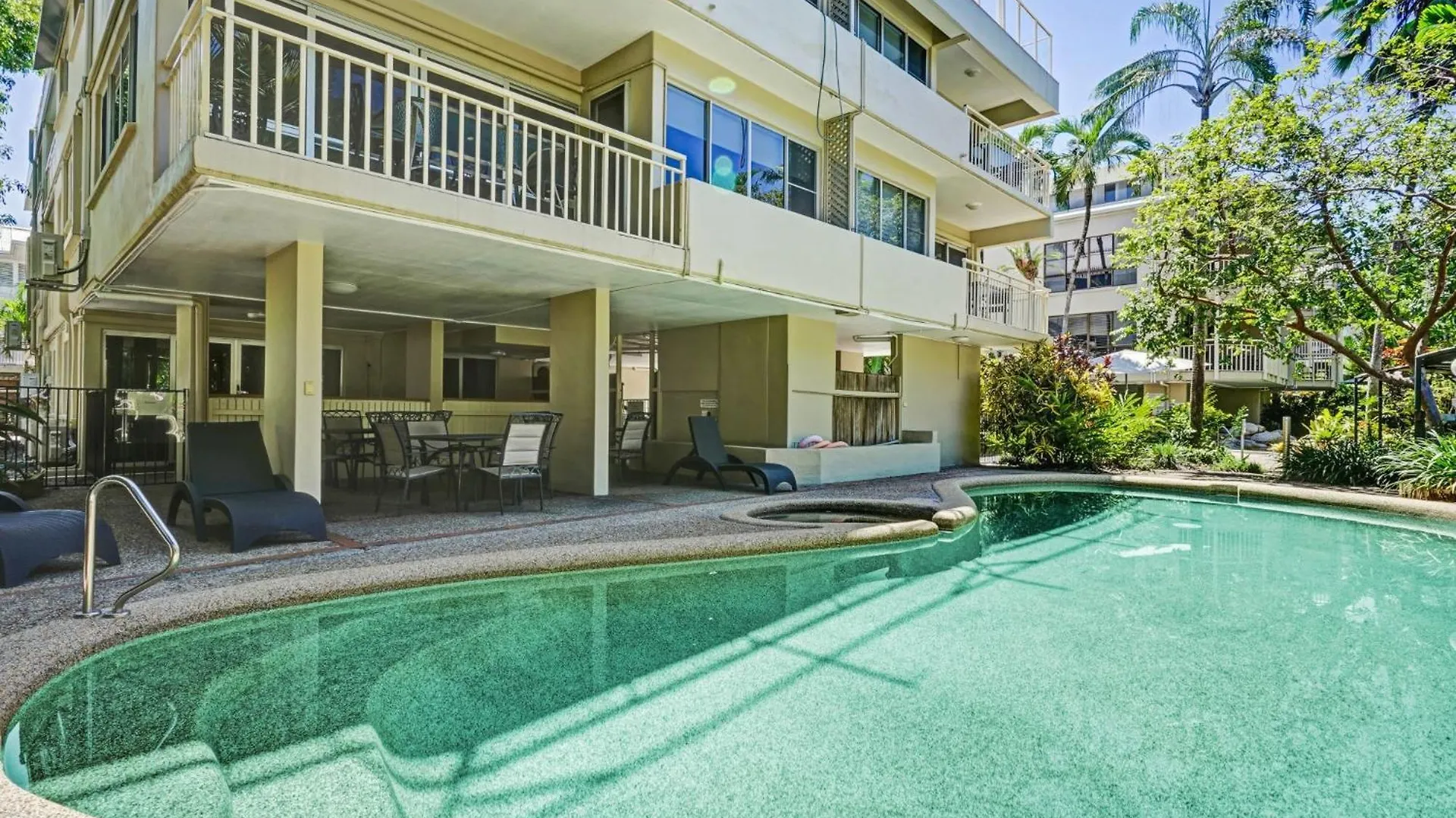 Apartment Cozie Homes - Mantaray On Macrossan Port Douglas