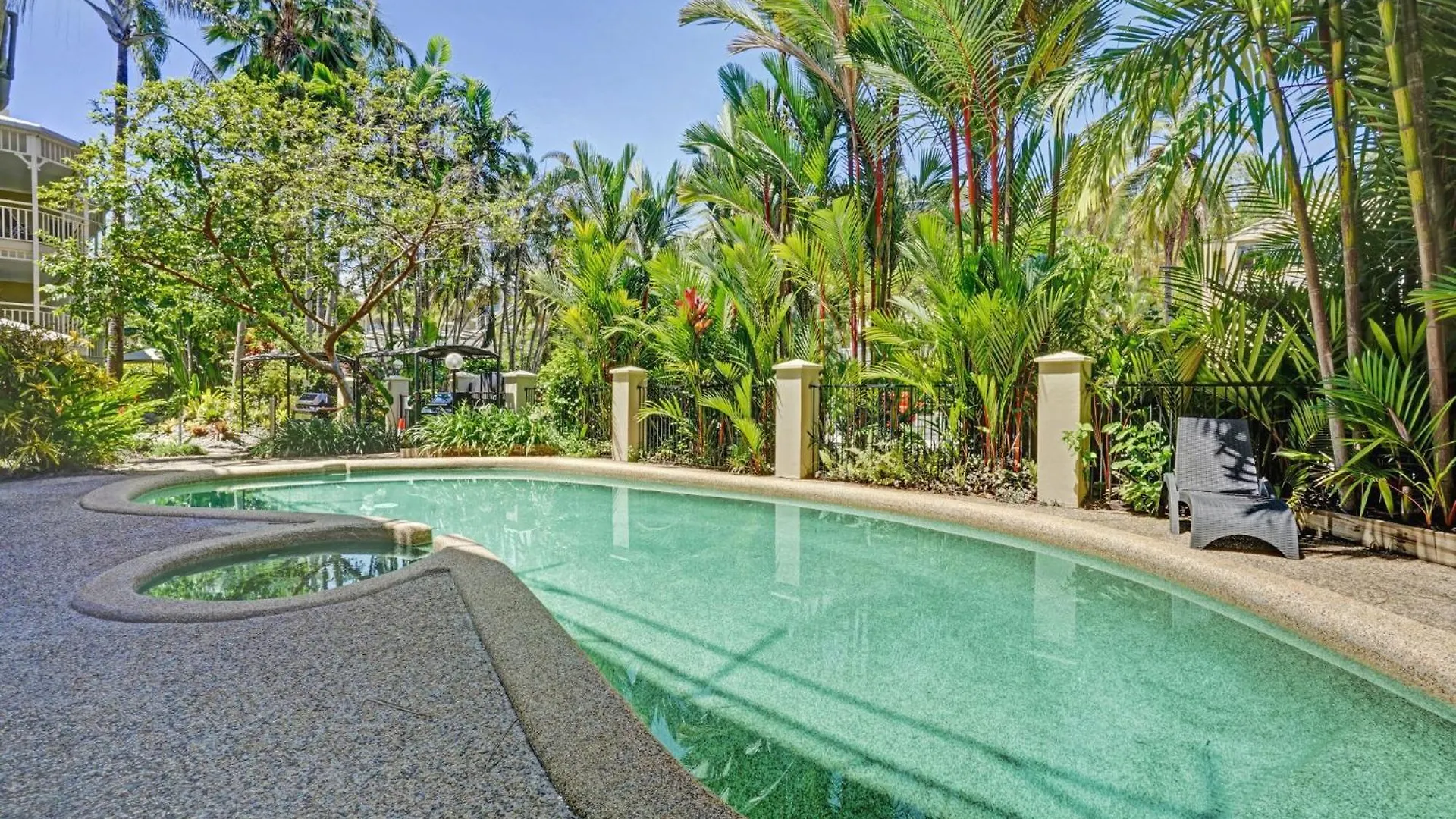 Cozie Homes - Mantaray On Macrossan Port Douglas 0*,  Australia